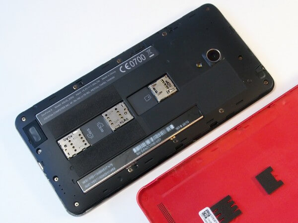 ASUSのZenFoneもデュアルSIMに対応する