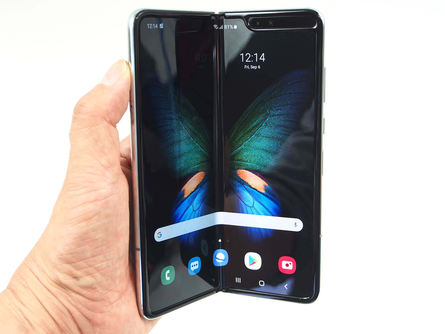 ディスプレイに気を使いながら使う必要のあったGalaxy Fold