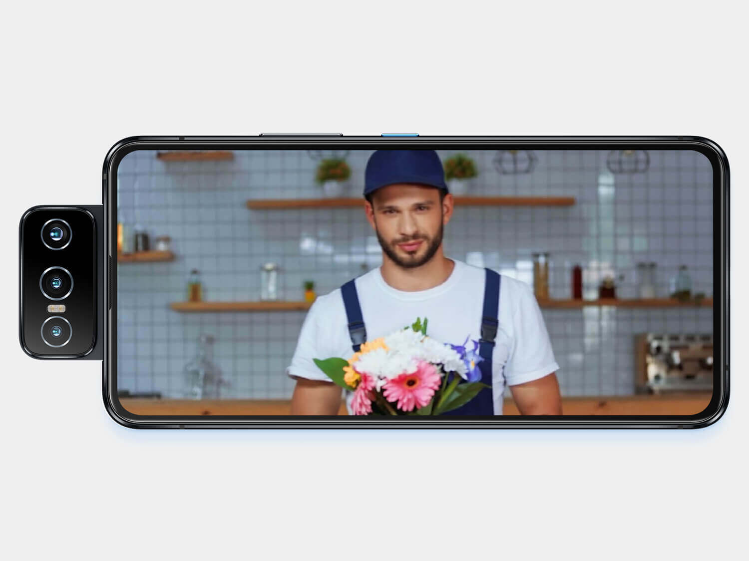 Zenfone 8 Flipはメインカメラがフロント側に回転する